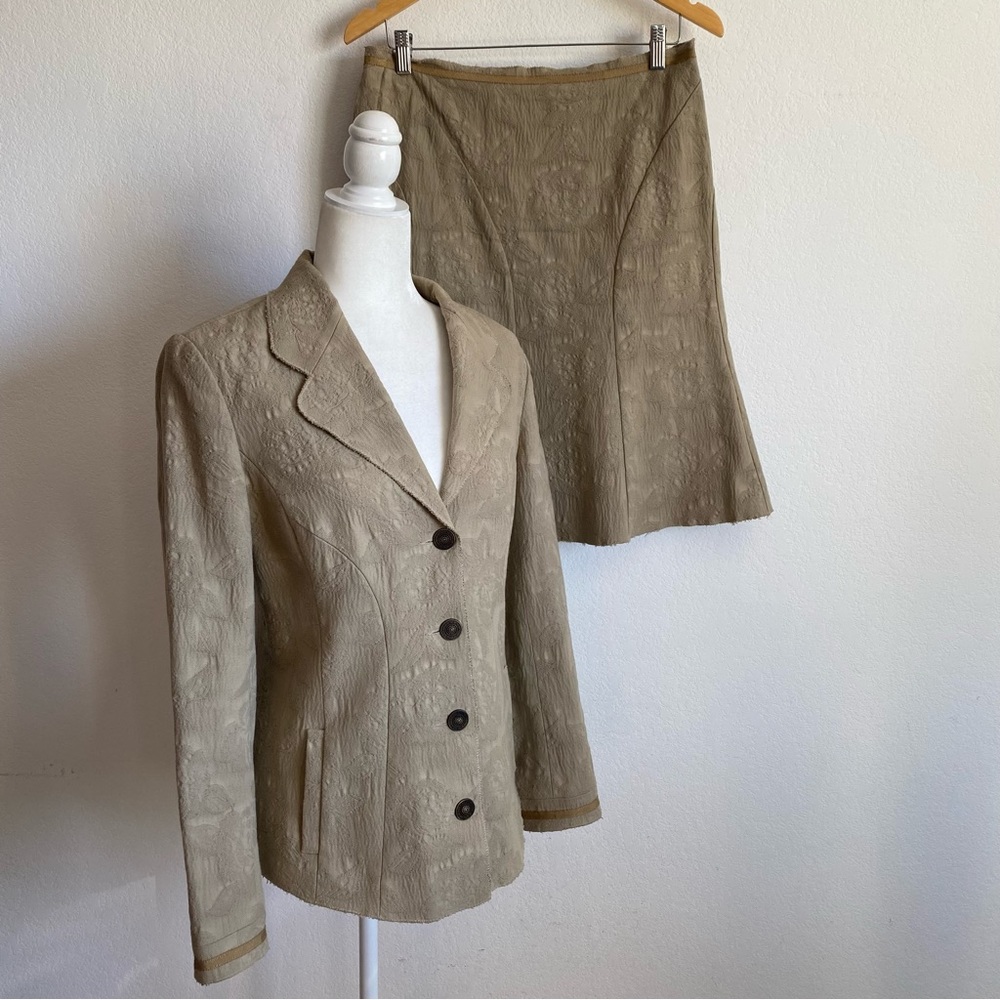 Vintage Nicole Miller Tan Beige Suit Jacket Suit Tapestry